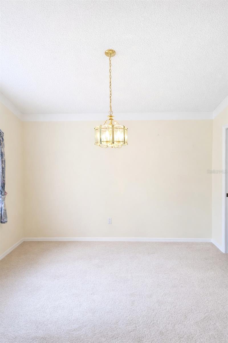 Image 13 of 67 For 12 Warwick Place