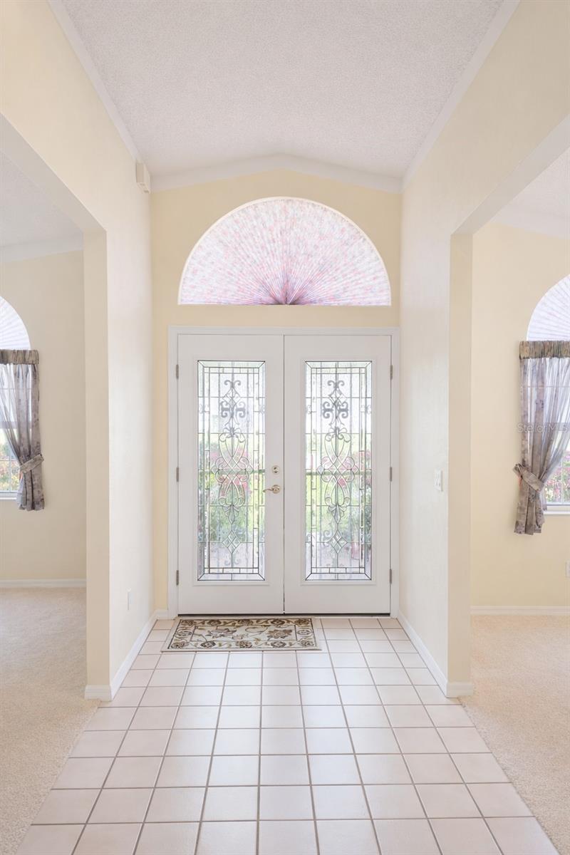 Image 14 of 67 For 12 Warwick Place