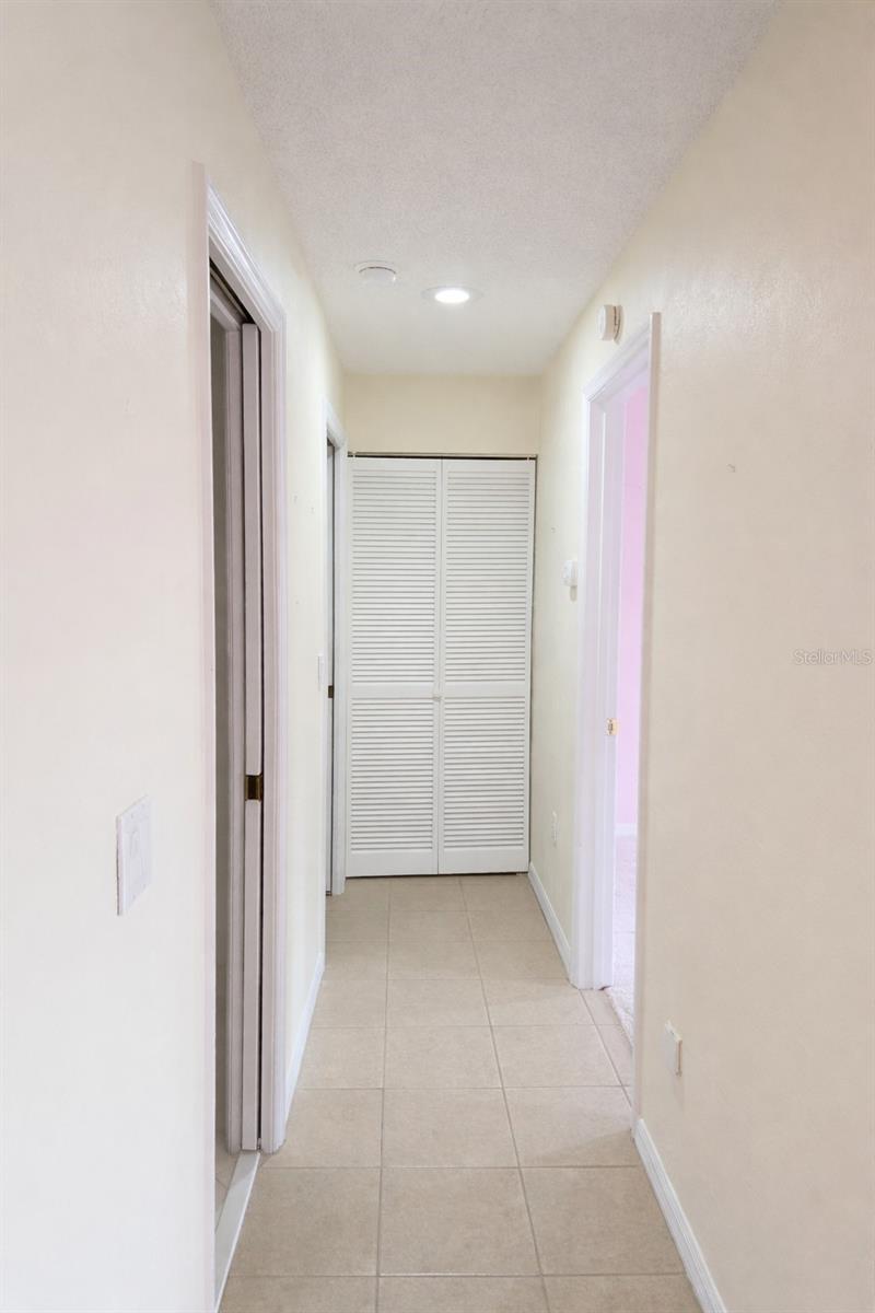 Image 24 of 67 For 12 Warwick Place