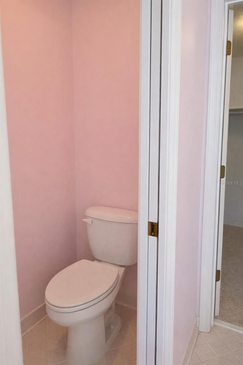 Image 33 of 67 For 12 Warwick Place