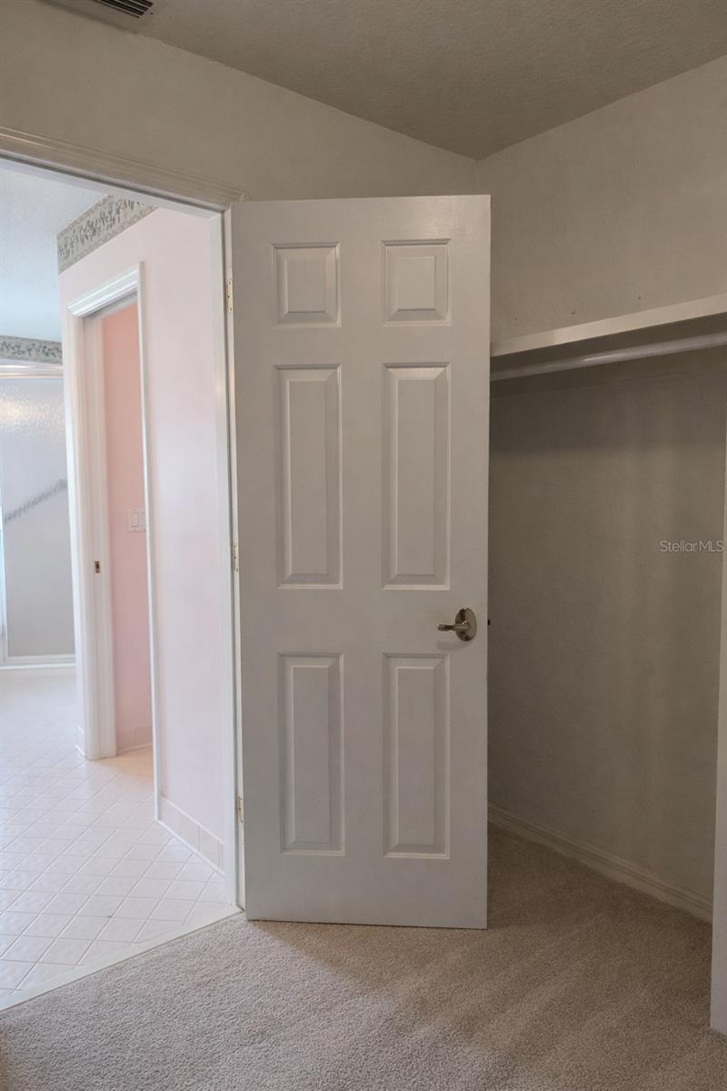 Image 35 of 67 For 12 Warwick Place