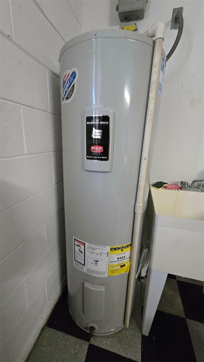 Image 66 of 67 For 12 Warwick Place