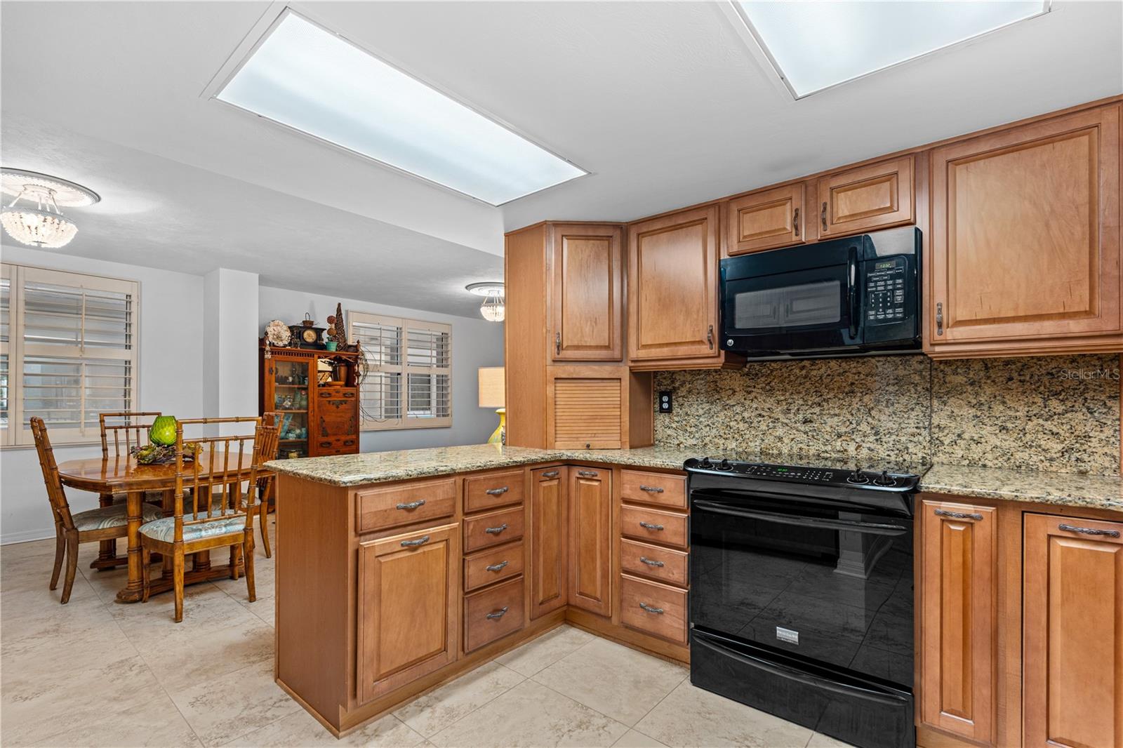 Image 16 of 58 For 3 Oceans West Boulevard 1d6