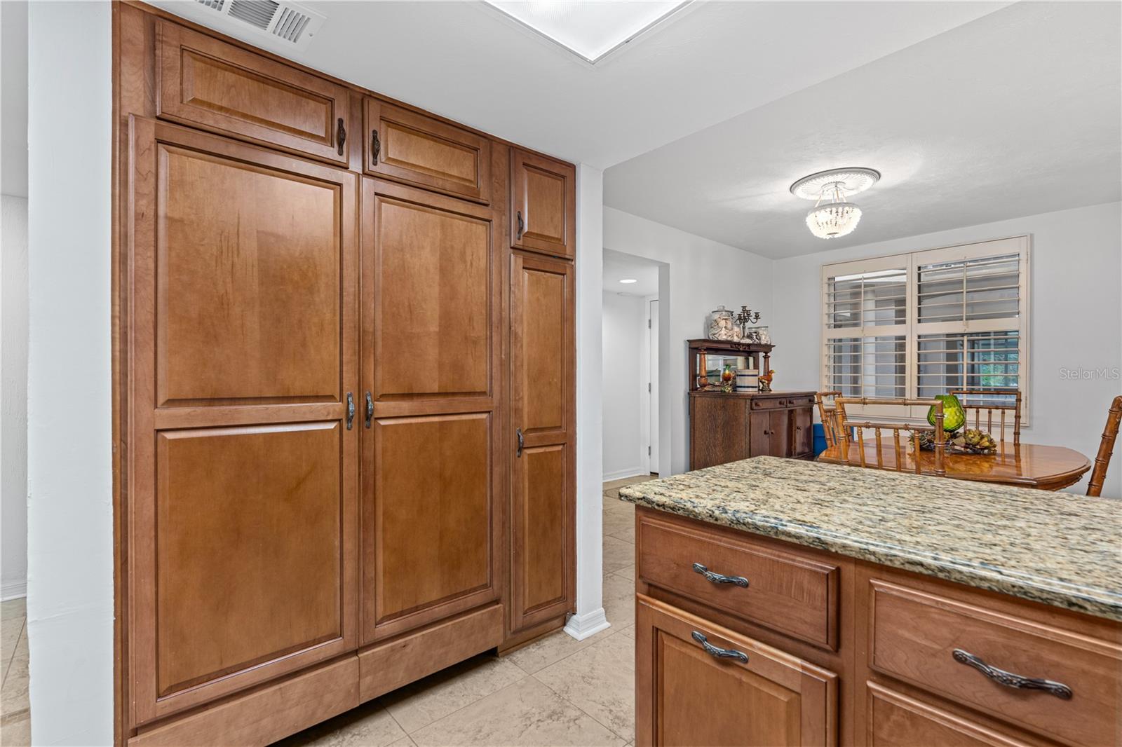 Image 17 of 58 For 3 Oceans West Boulevard 1d6