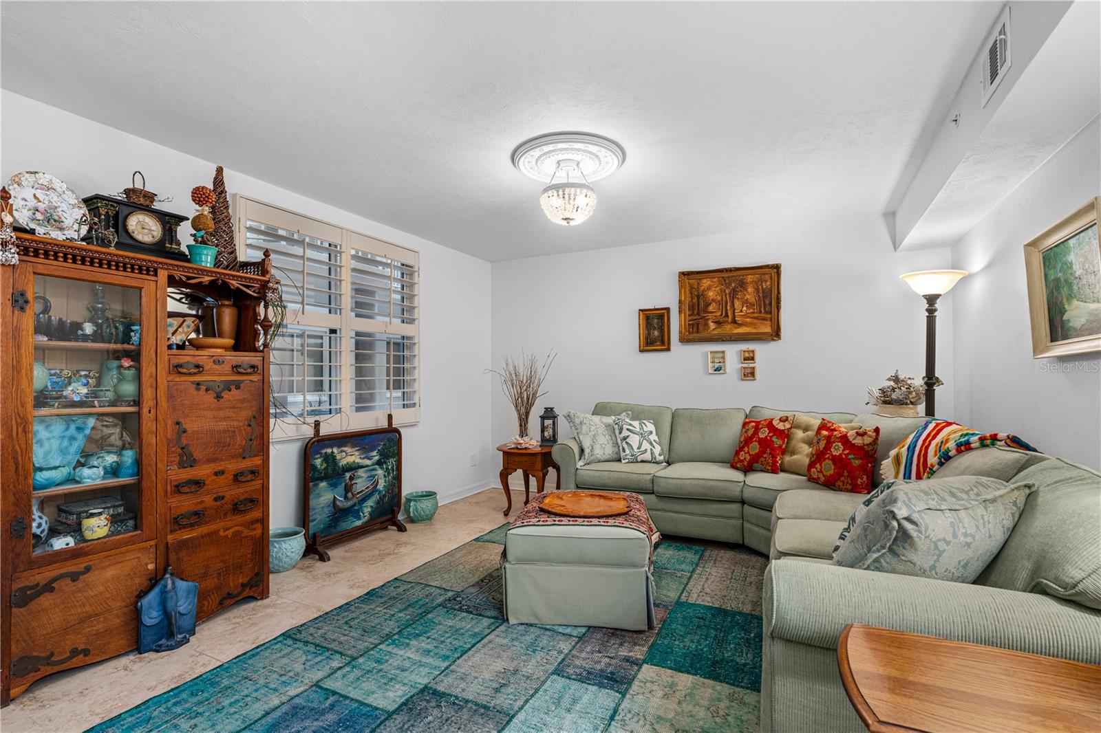 Image 21 of 58 For 3 Oceans West Boulevard 1d6