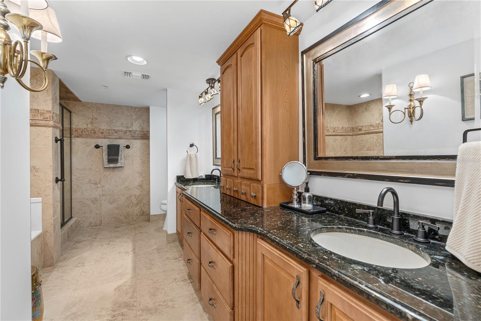 Image 26 of 58 For 3 Oceans West Boulevard 1d6