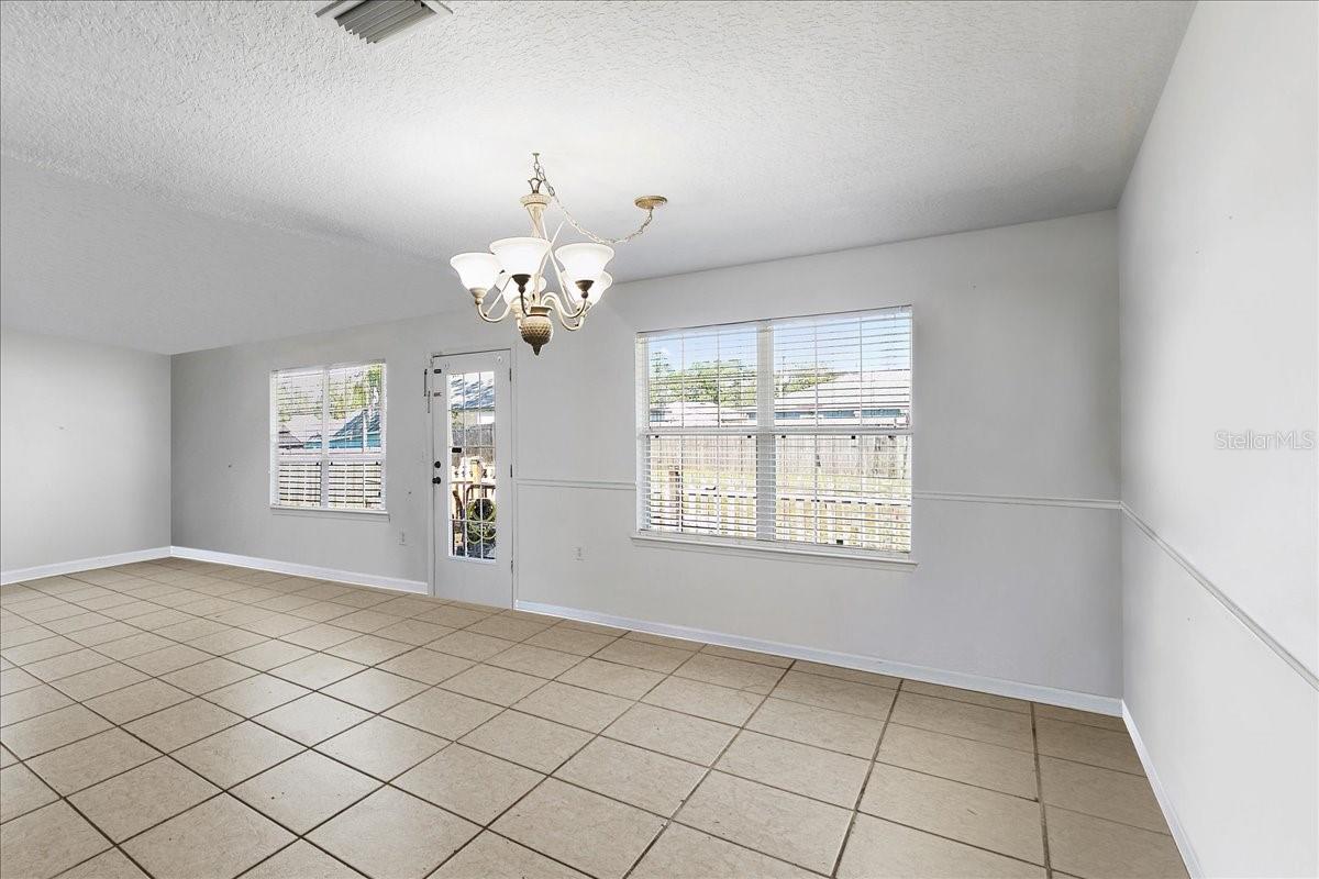 Image 11 of 23 For 38 Red Mill Drive