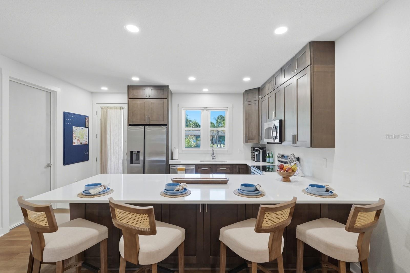 Image 21 of 39 For 2419 India Palm Drive