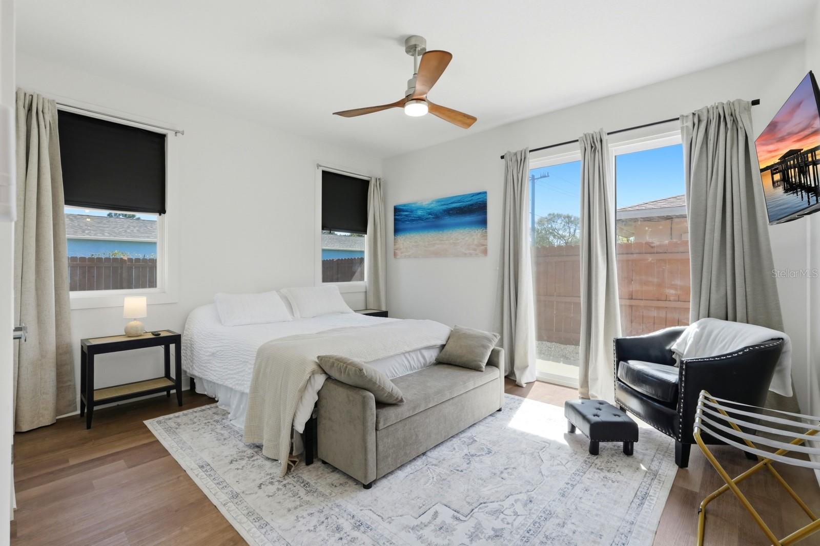 Image 30 of 39 For 2419 India Palm Drive