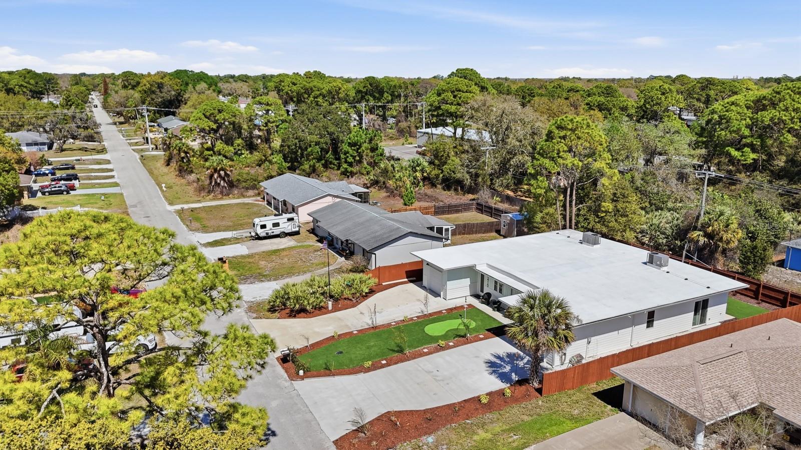 Image 38 of 39 For 2419 India Palm Drive