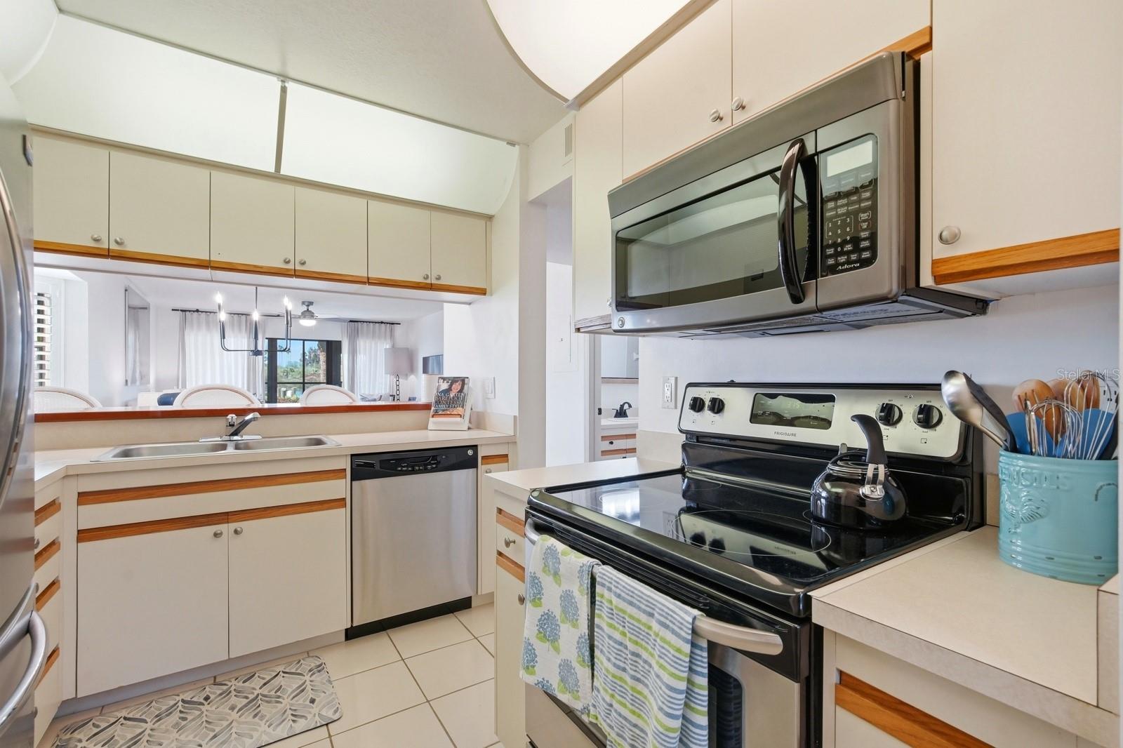 Image 10 of 29 For 460 Bouchelle Drive 101