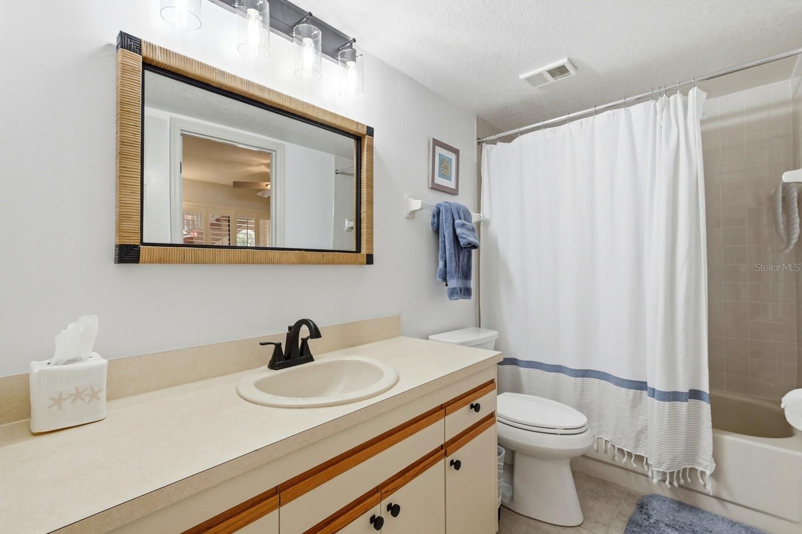 Image 13 of 29 For 460 Bouchelle Drive 101