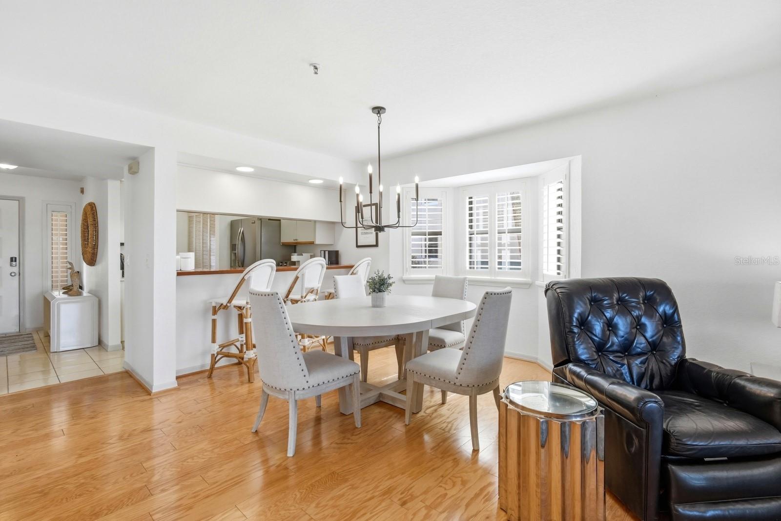 Image 7 of 29 For 460 Bouchelle Drive 101