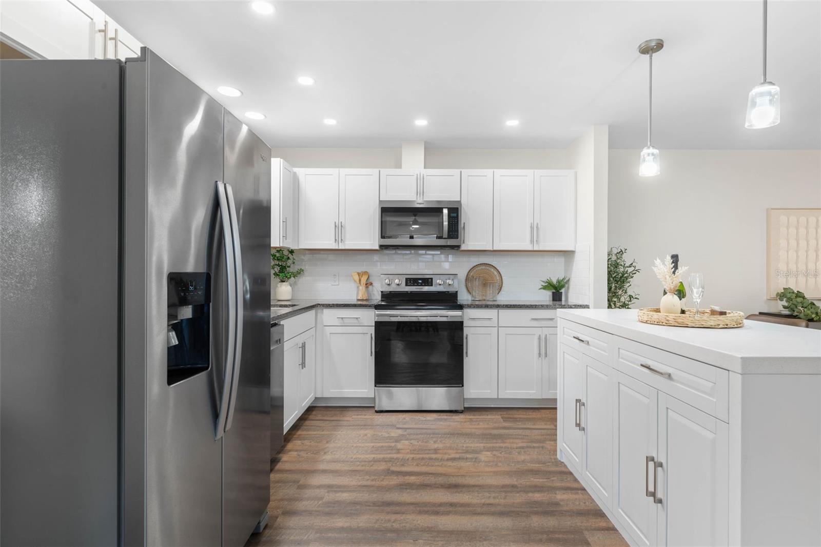 Image 8 of 42 For 8 Aston Circle