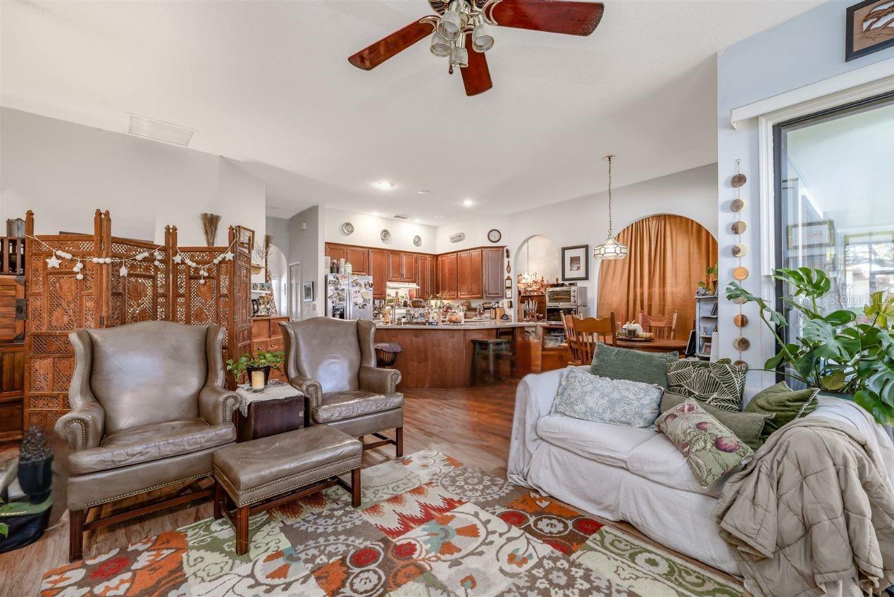 Image 10 of 28 For 120 Sea Sparrow Court