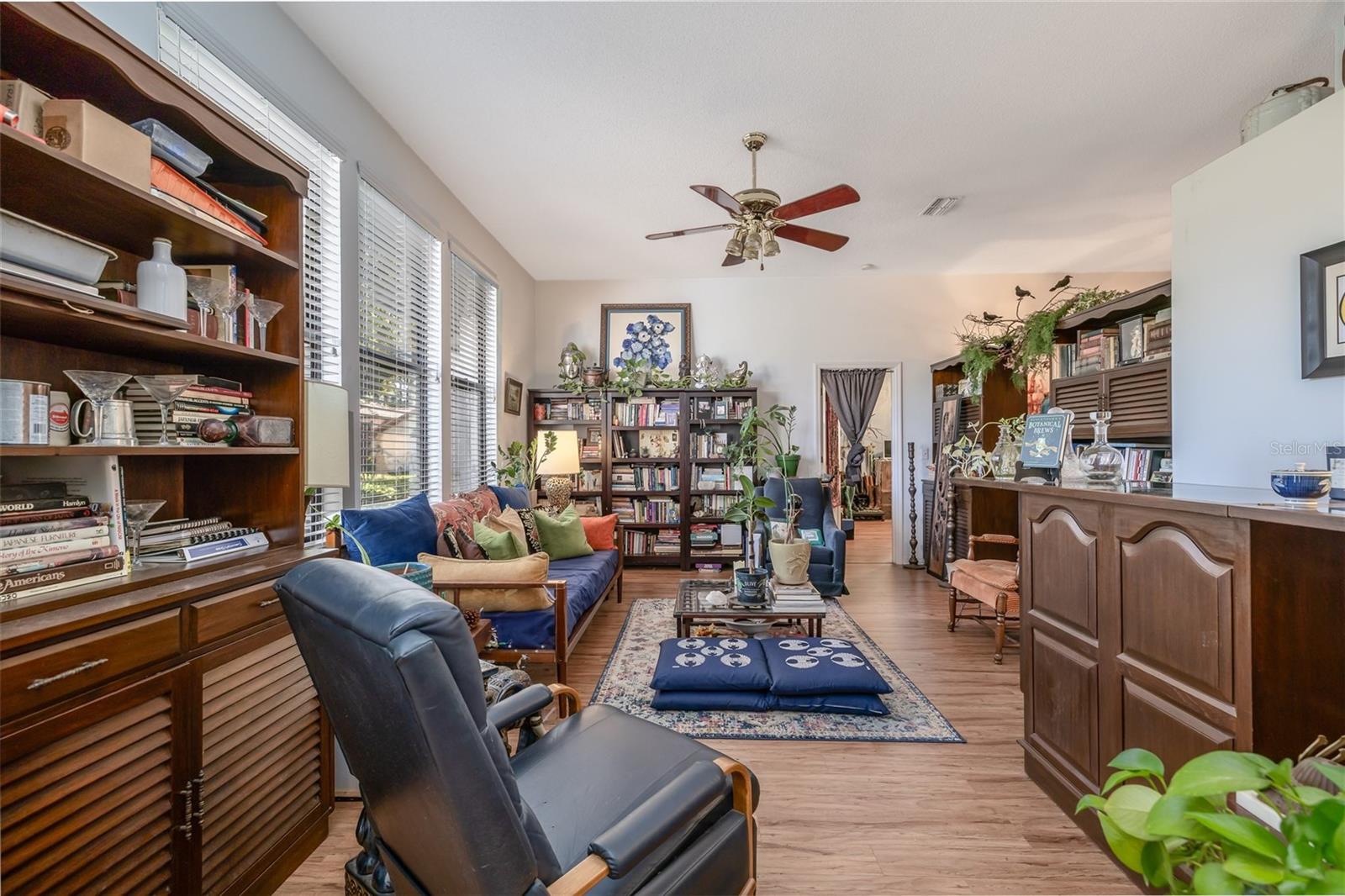 Image 26 of 28 For 120 Sea Sparrow Court