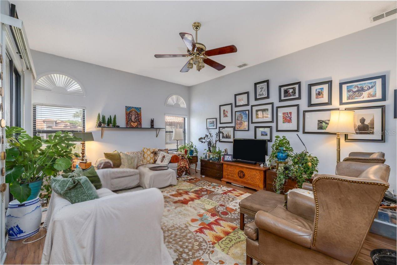 Image 6 of 28 For 120 Sea Sparrow Court
