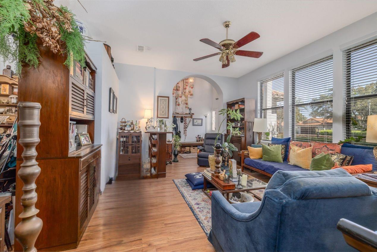 Image 8 of 28 For 120 Sea Sparrow Court