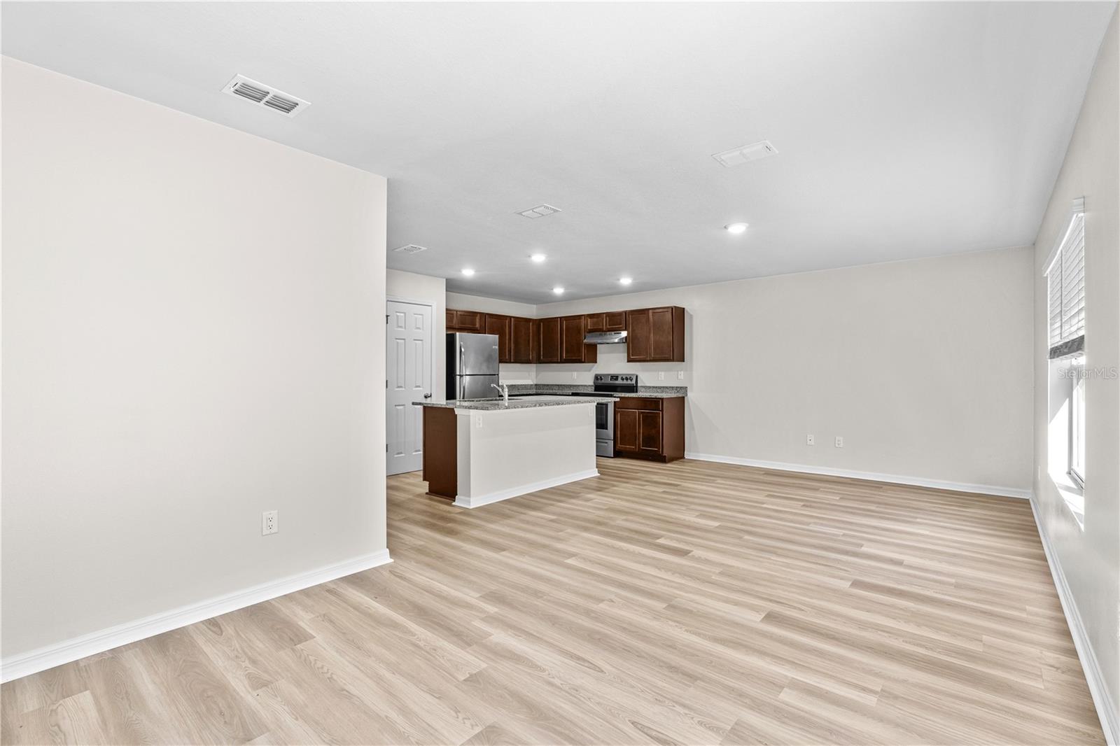 Image 16 of 38 For 2 Union Court