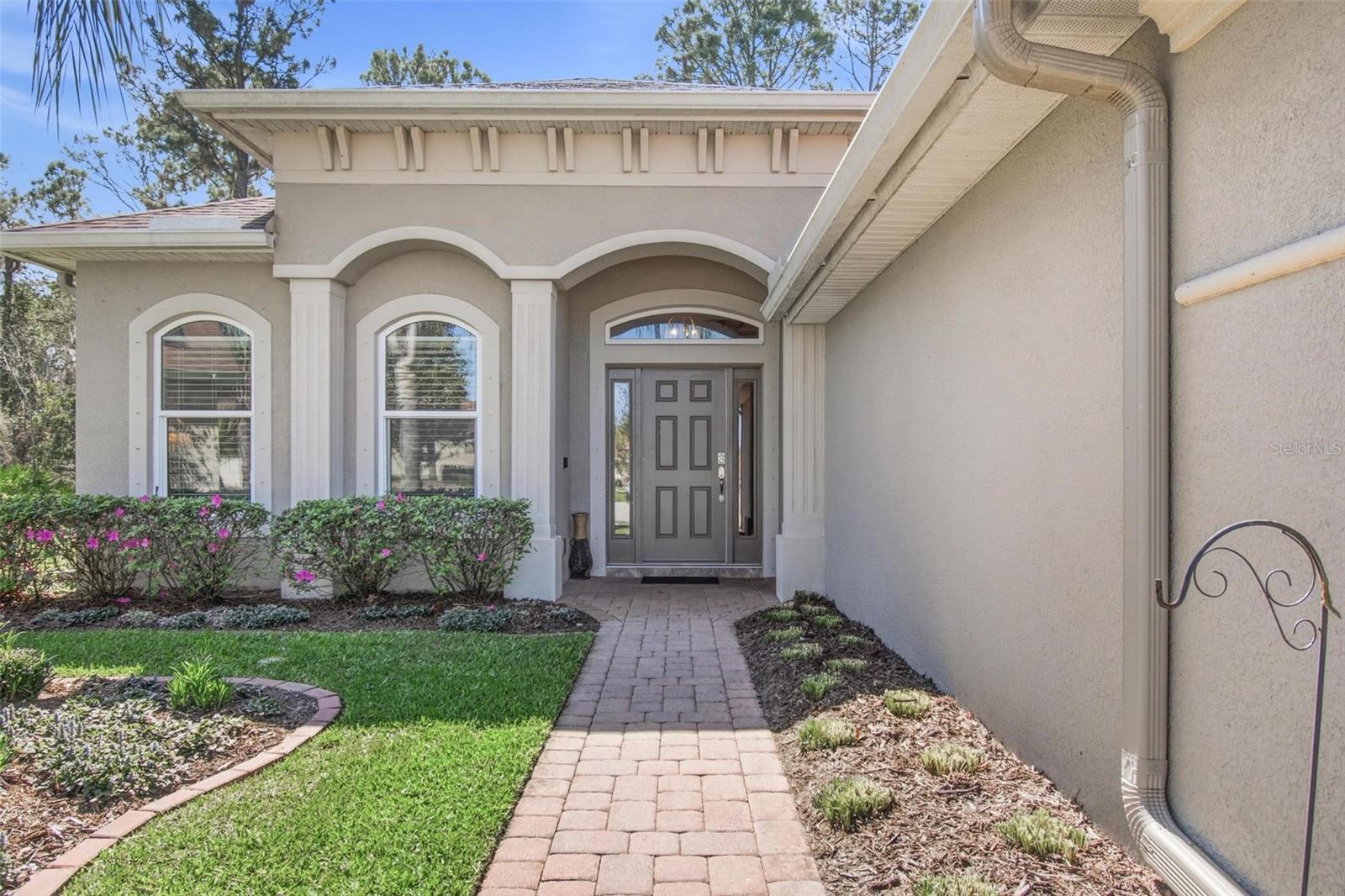 Image 11 of 49 For 68 Graham Woods Place