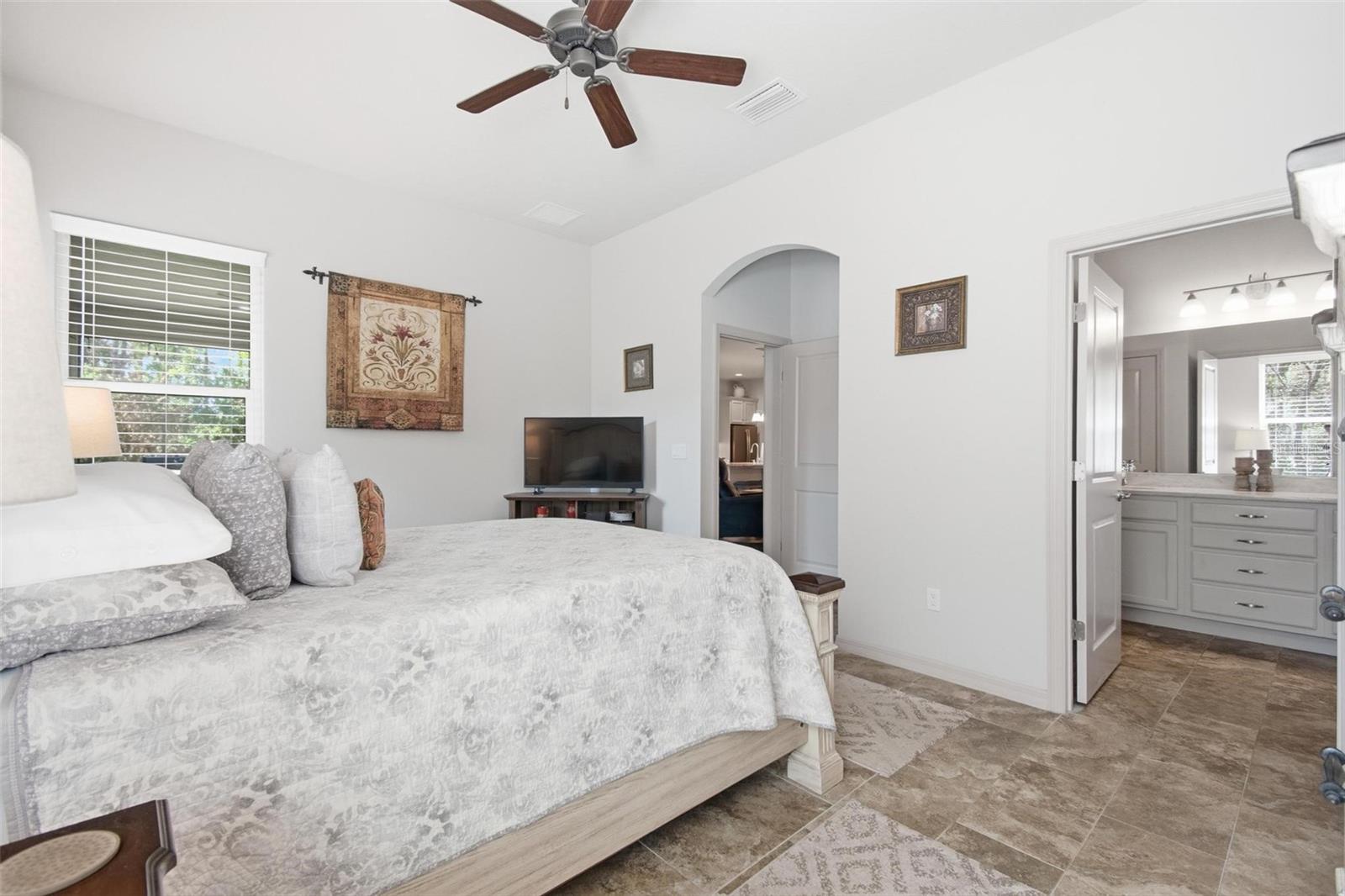 Image 32 of 49 For 68 Graham Woods Place