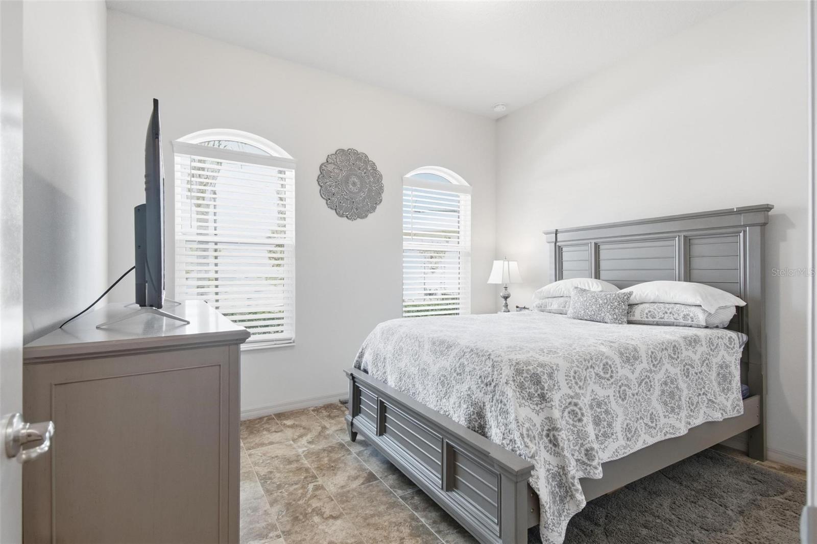 Image 41 of 49 For 68 Graham Woods Place