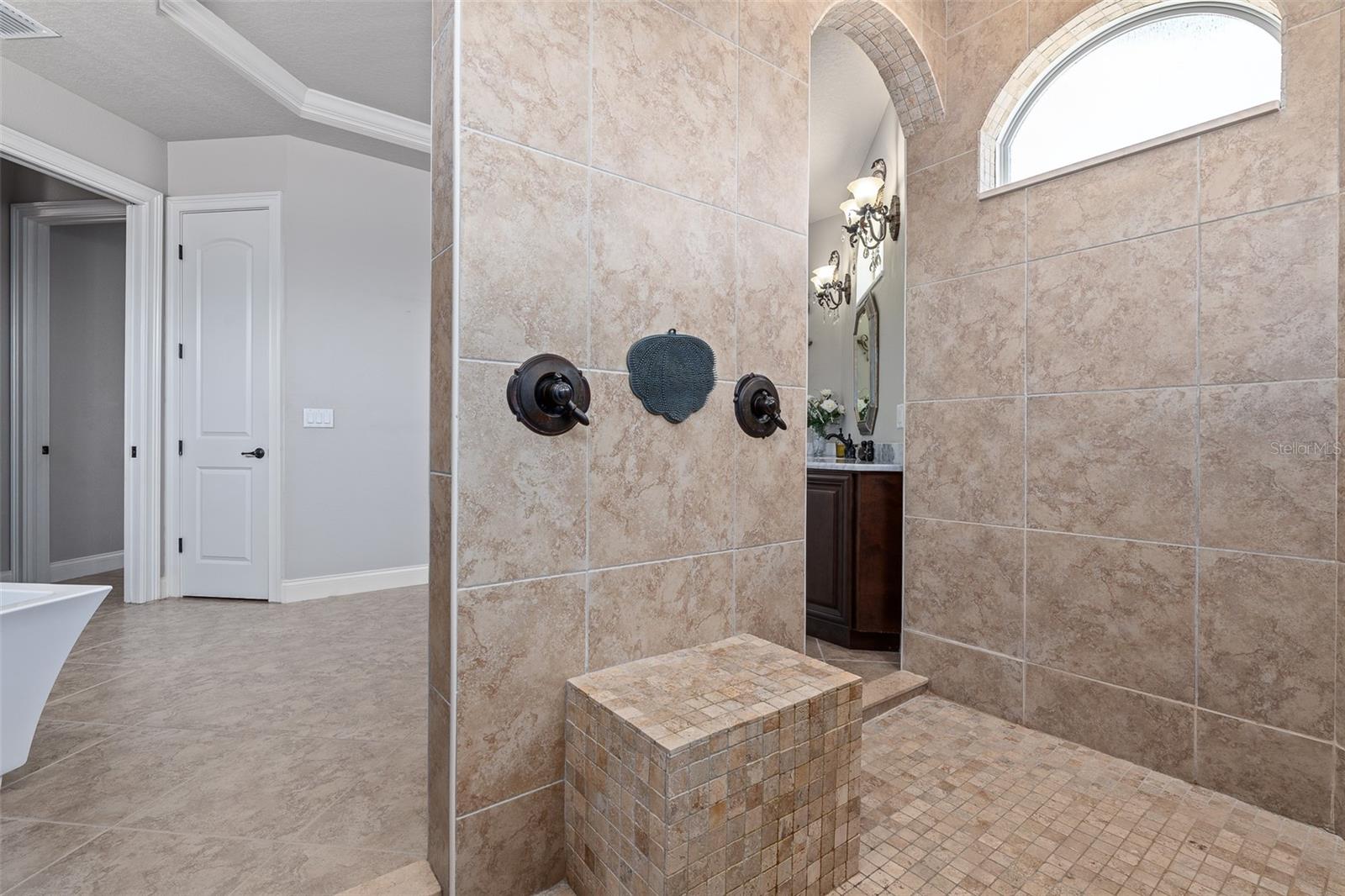 Image 33 of 62 For 22 Noah Boulevard