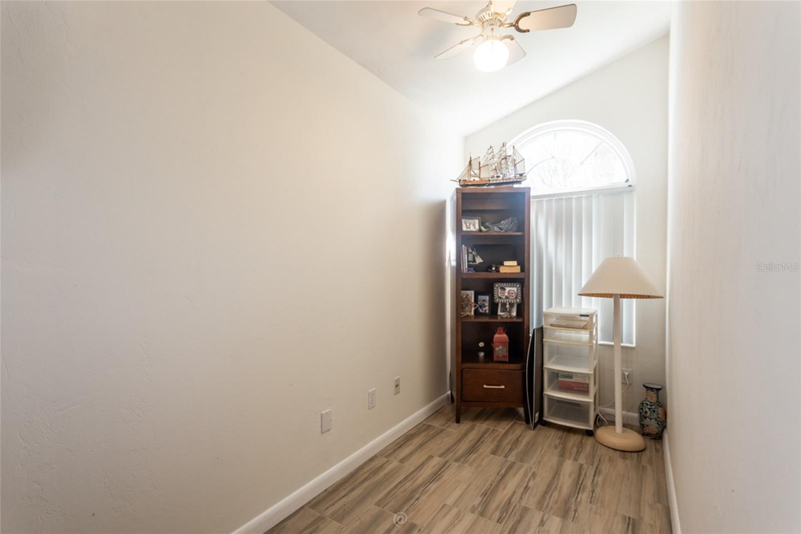 Image 13 of 34 For 9 Sea Vista Drive