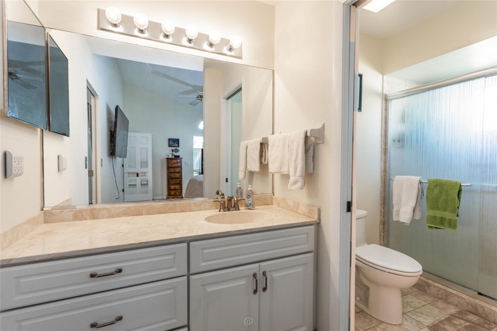 Image 14 of 34 For 9 Sea Vista Drive