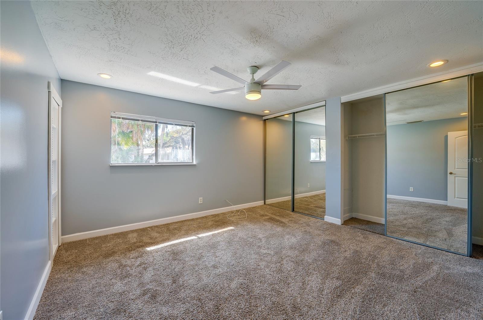 Image 16 of 33 For 322 Canal Road 27