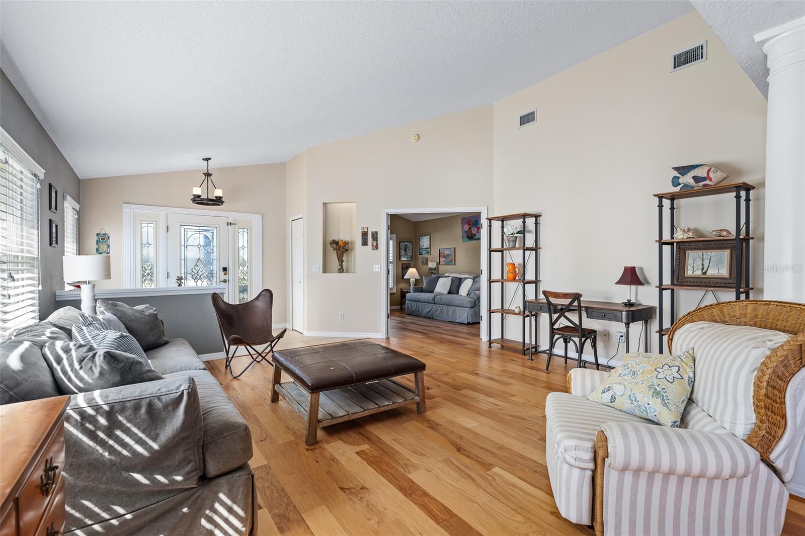 Image 10 of 70 For 1404 Sunningdale Lane