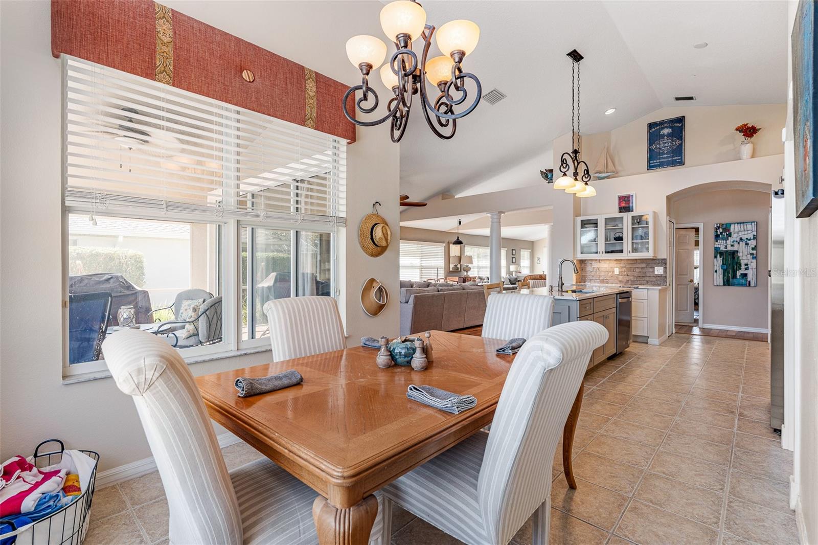 Image 23 of 70 For 1404 Sunningdale Lane