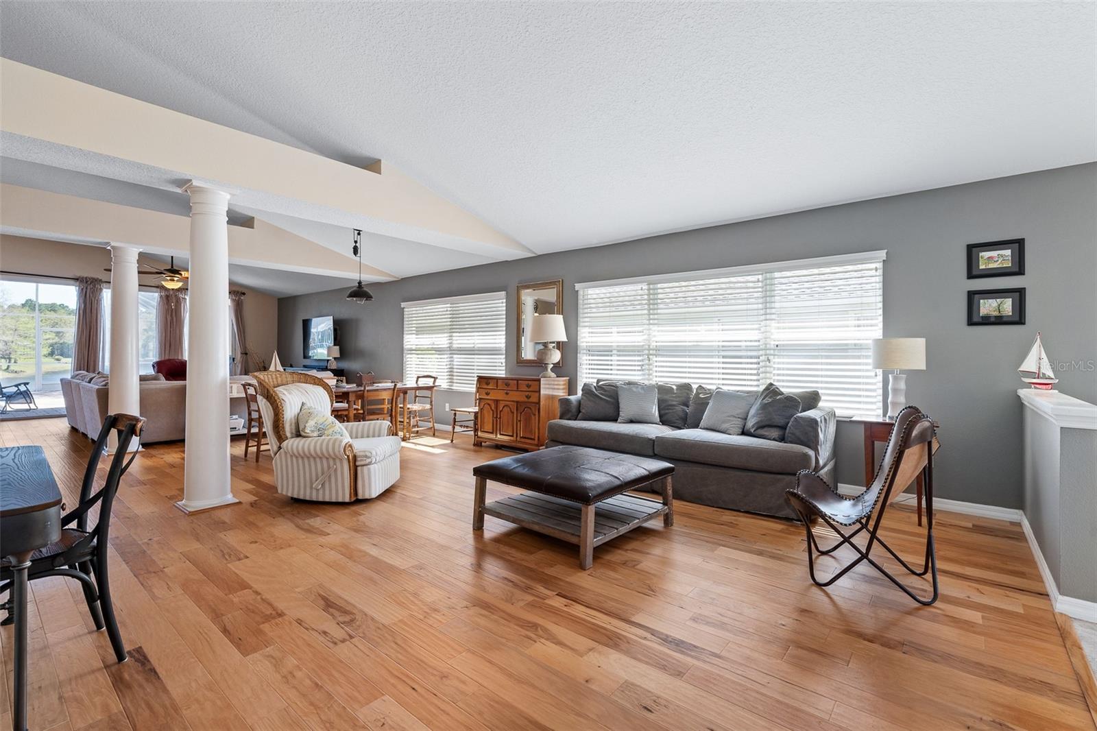 Image 8 of 70 For 1404 Sunningdale Lane