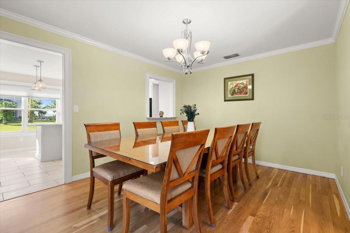 Image 12 of 63 For 1517 Halifax Avenue