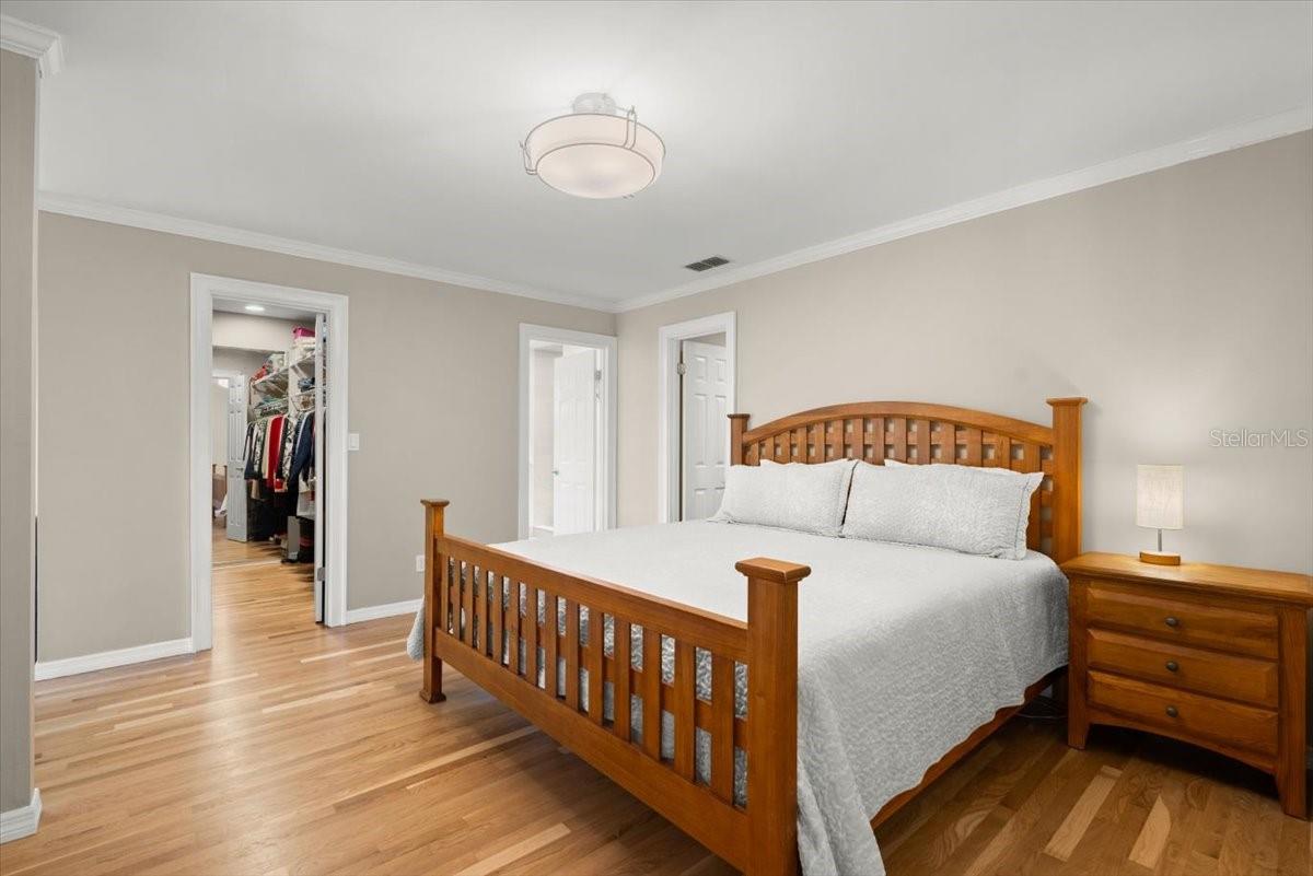 Image 22 of 63 For 1517 Halifax Avenue