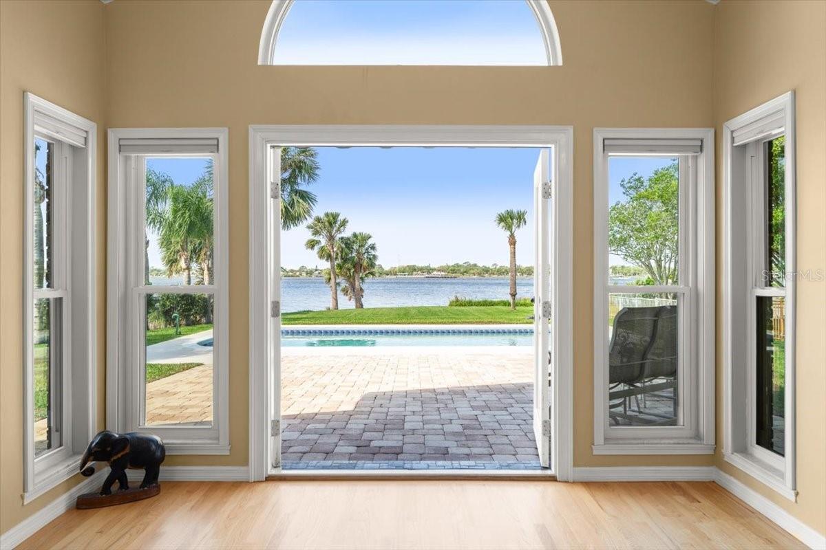 Image 34 of 63 For 1517 Halifax Avenue