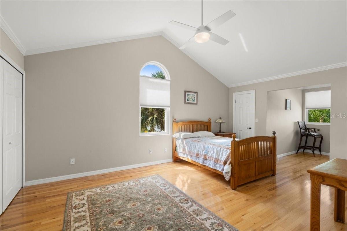 Image 41 of 63 For 1517 Halifax Avenue