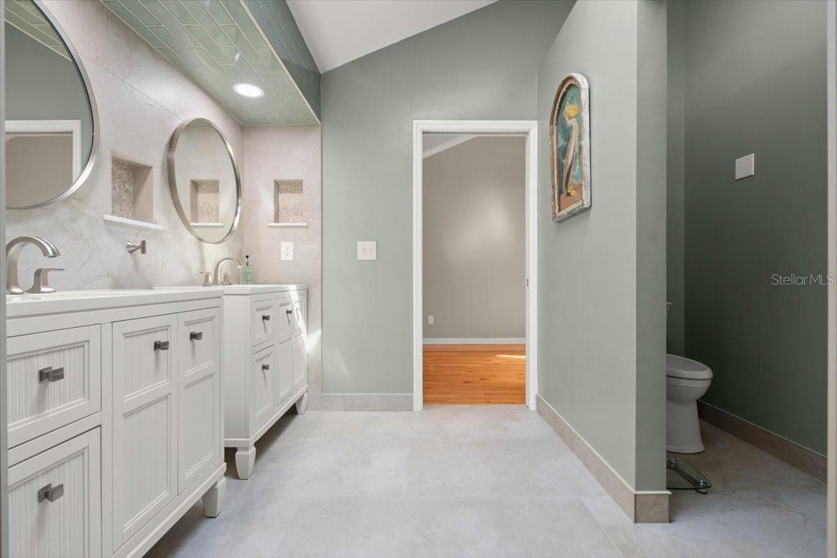 Image 48 of 63 For 1517 Halifax Avenue