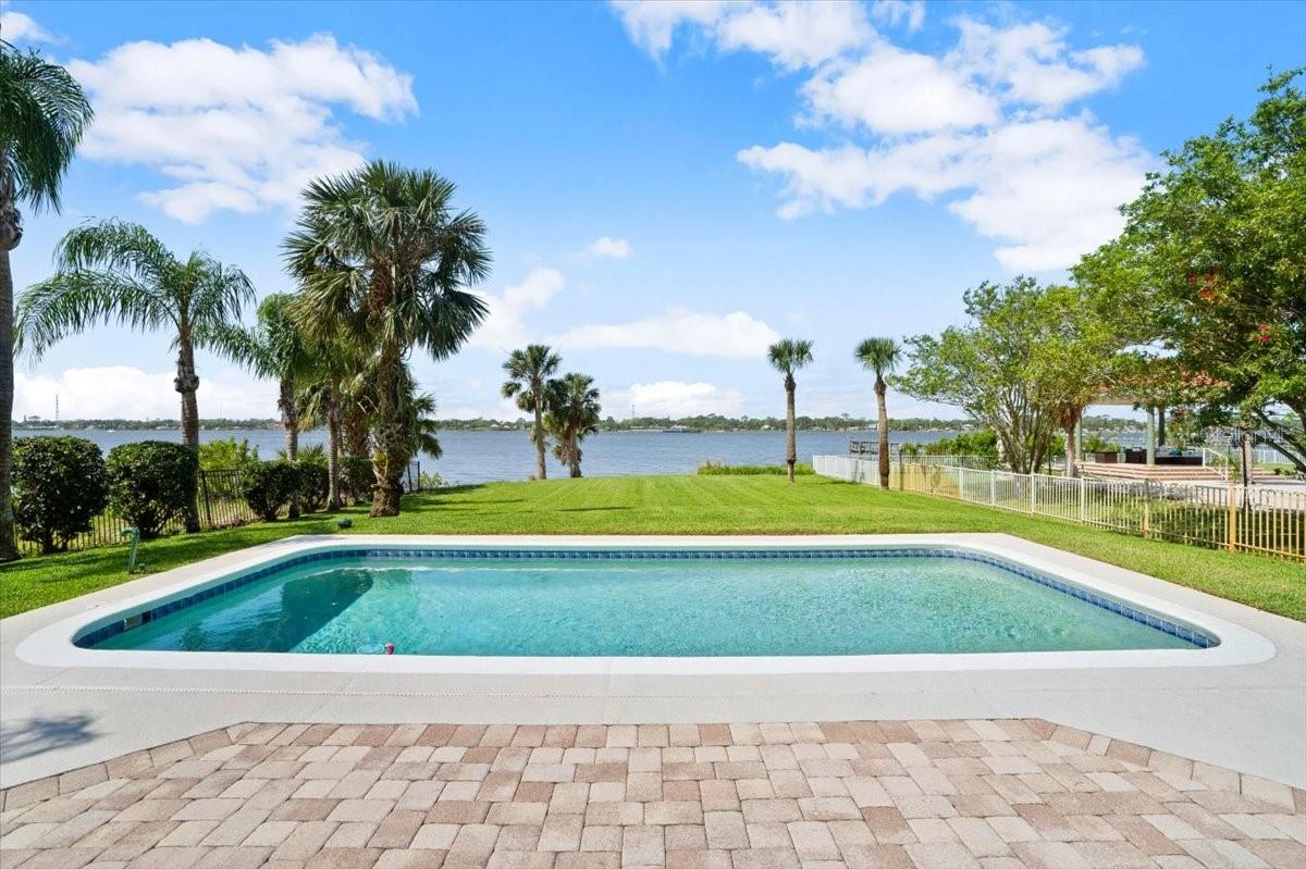 Image 5 of 63 For 1517 Halifax Avenue