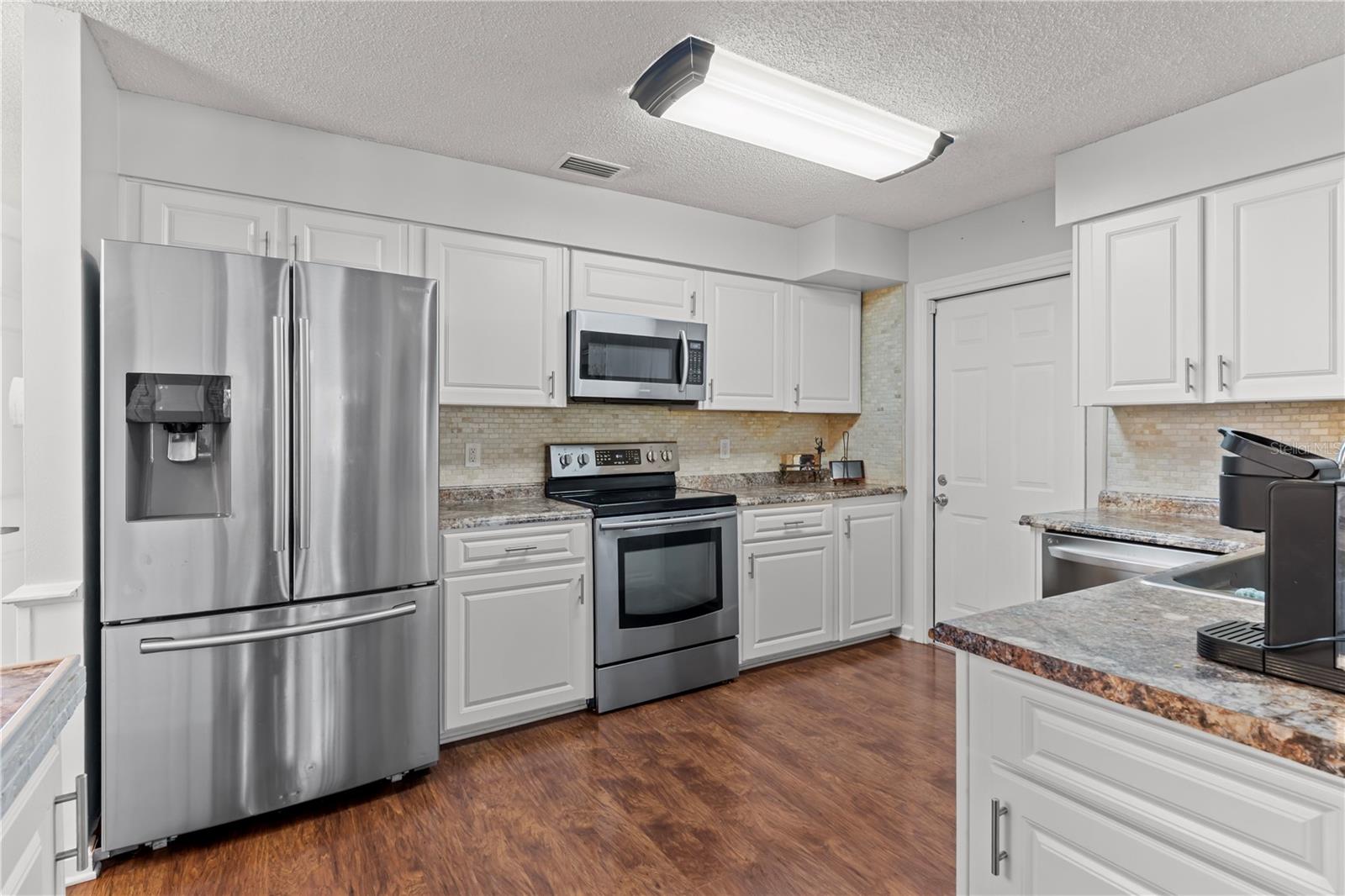 Image 11 of 39 For 118 Beechwood Lane