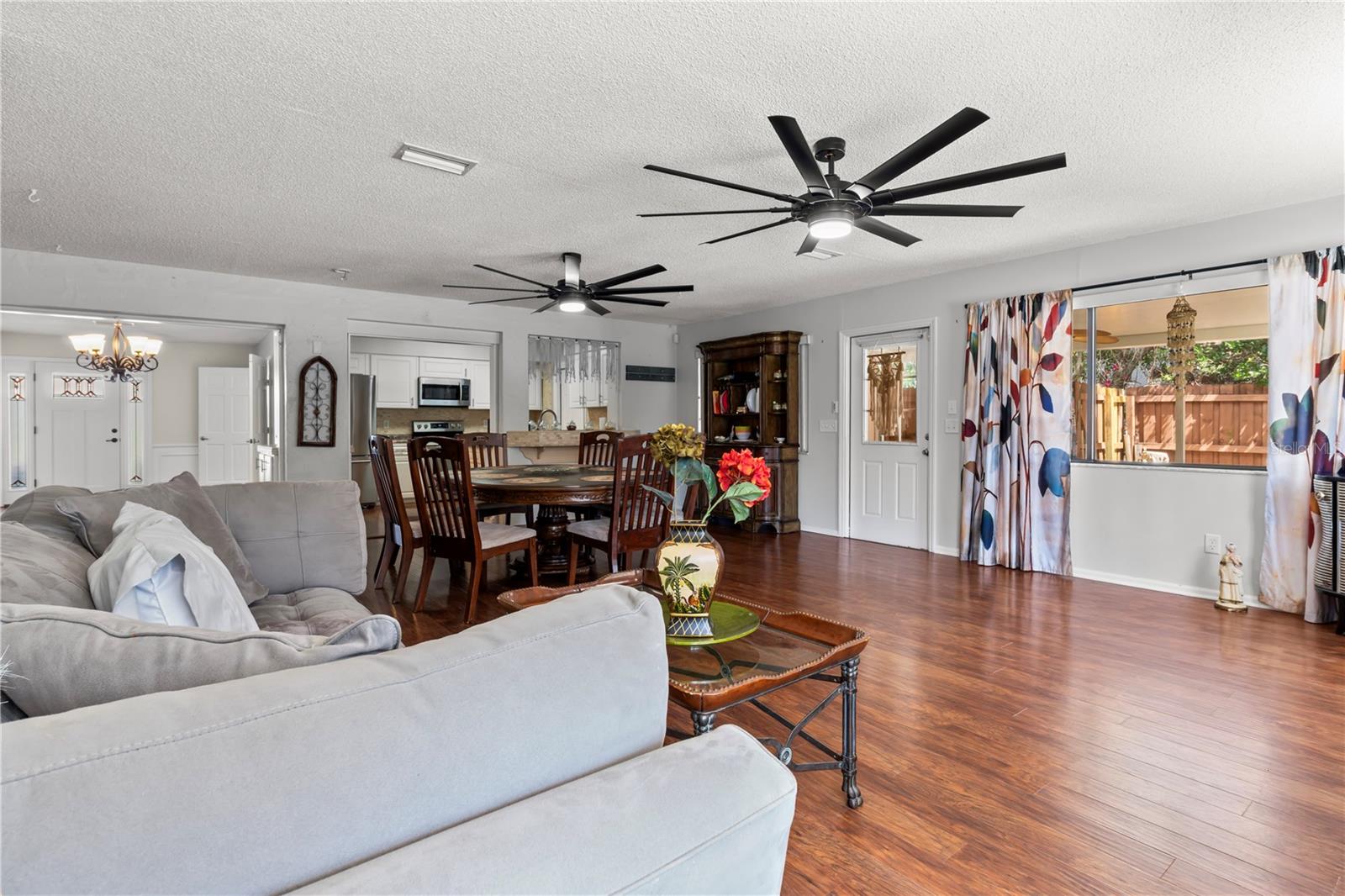 Image 15 of 39 For 118 Beechwood Lane