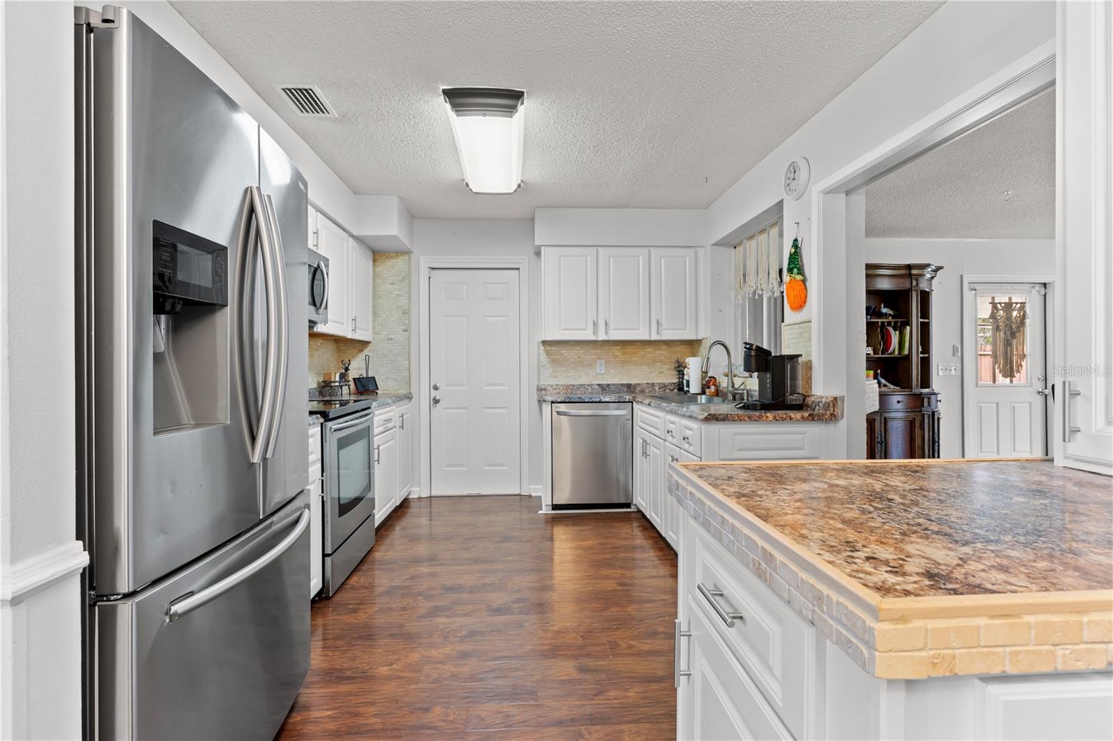 Image 9 of 39 For 118 Beechwood Lane