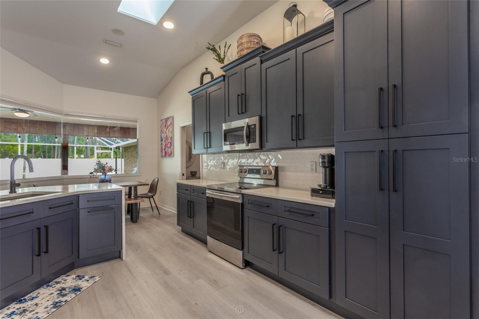 Image 16 of 57 For 2 Elder Drive