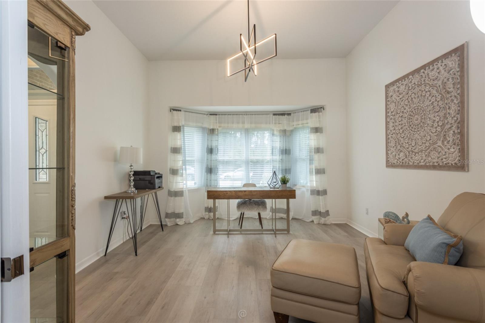 Image 22 of 57 For 2 Elder Drive