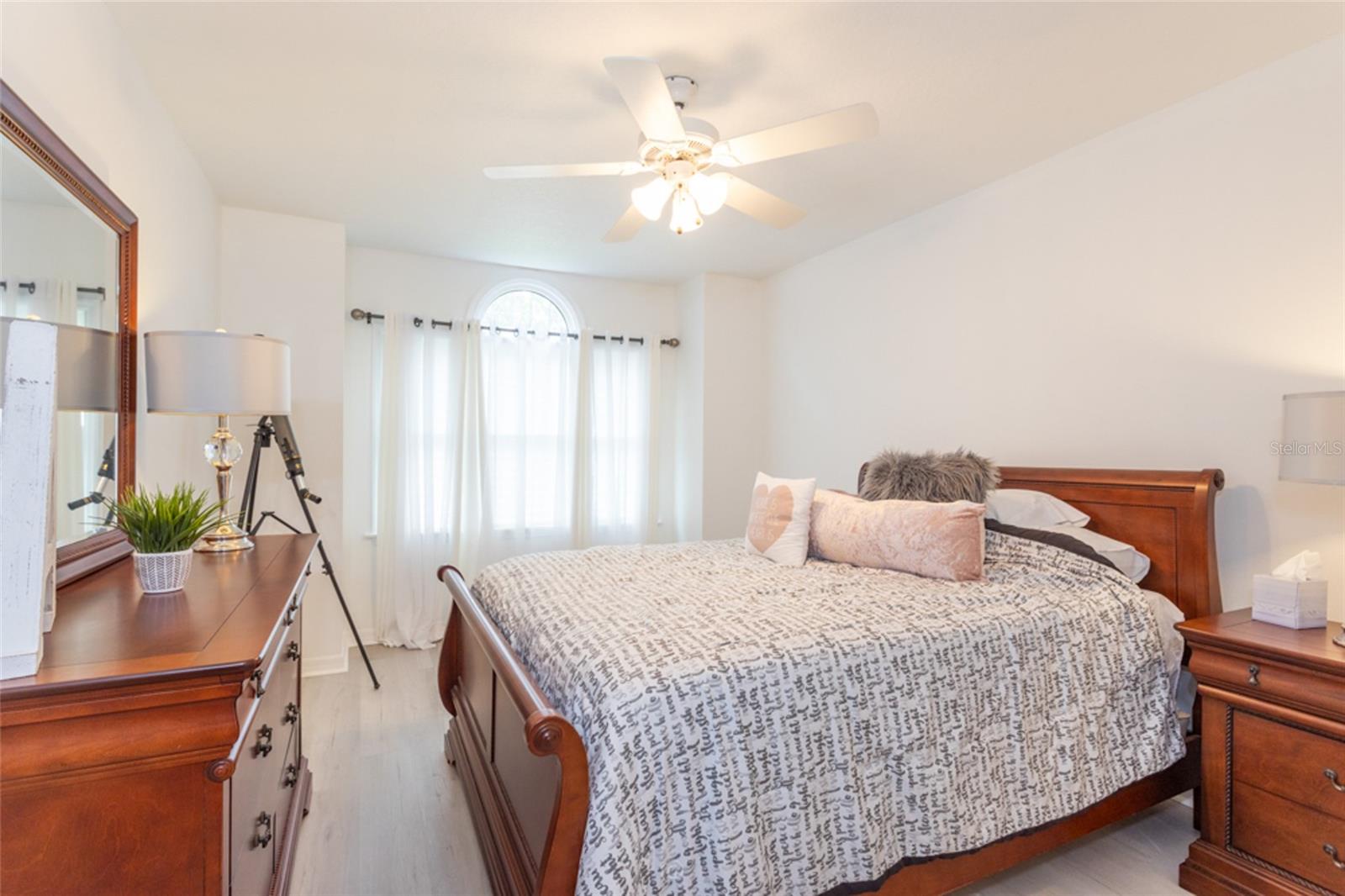 Image 36 of 57 For 2 Elder Drive