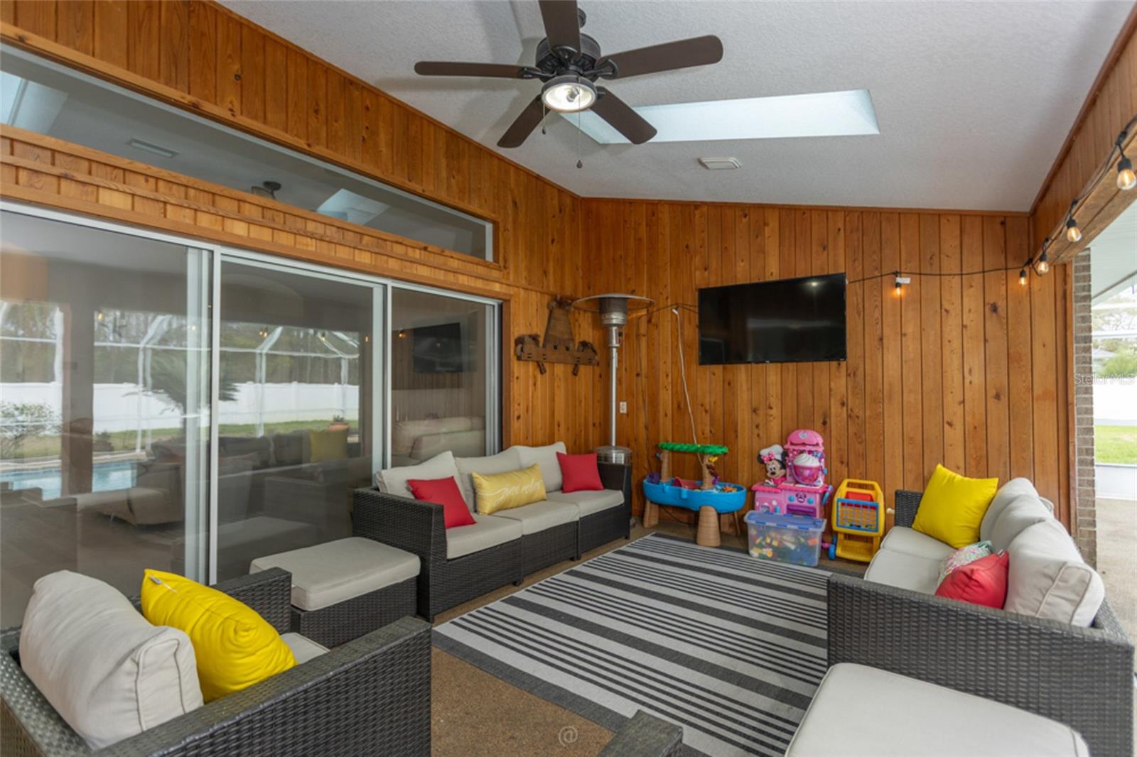 Image 42 of 57 For 2 Elder Drive