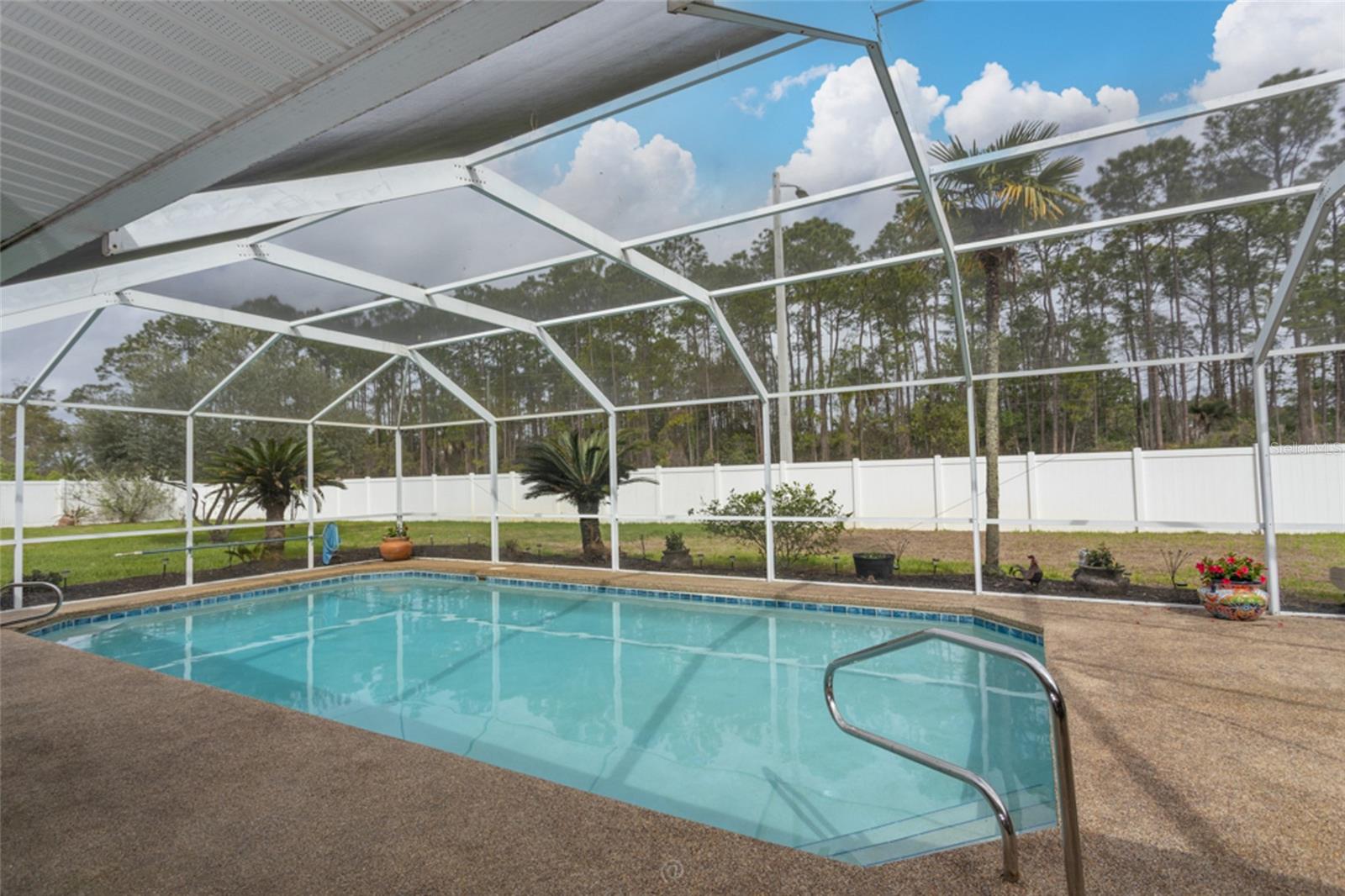 Image 44 of 57 For 2 Elder Drive