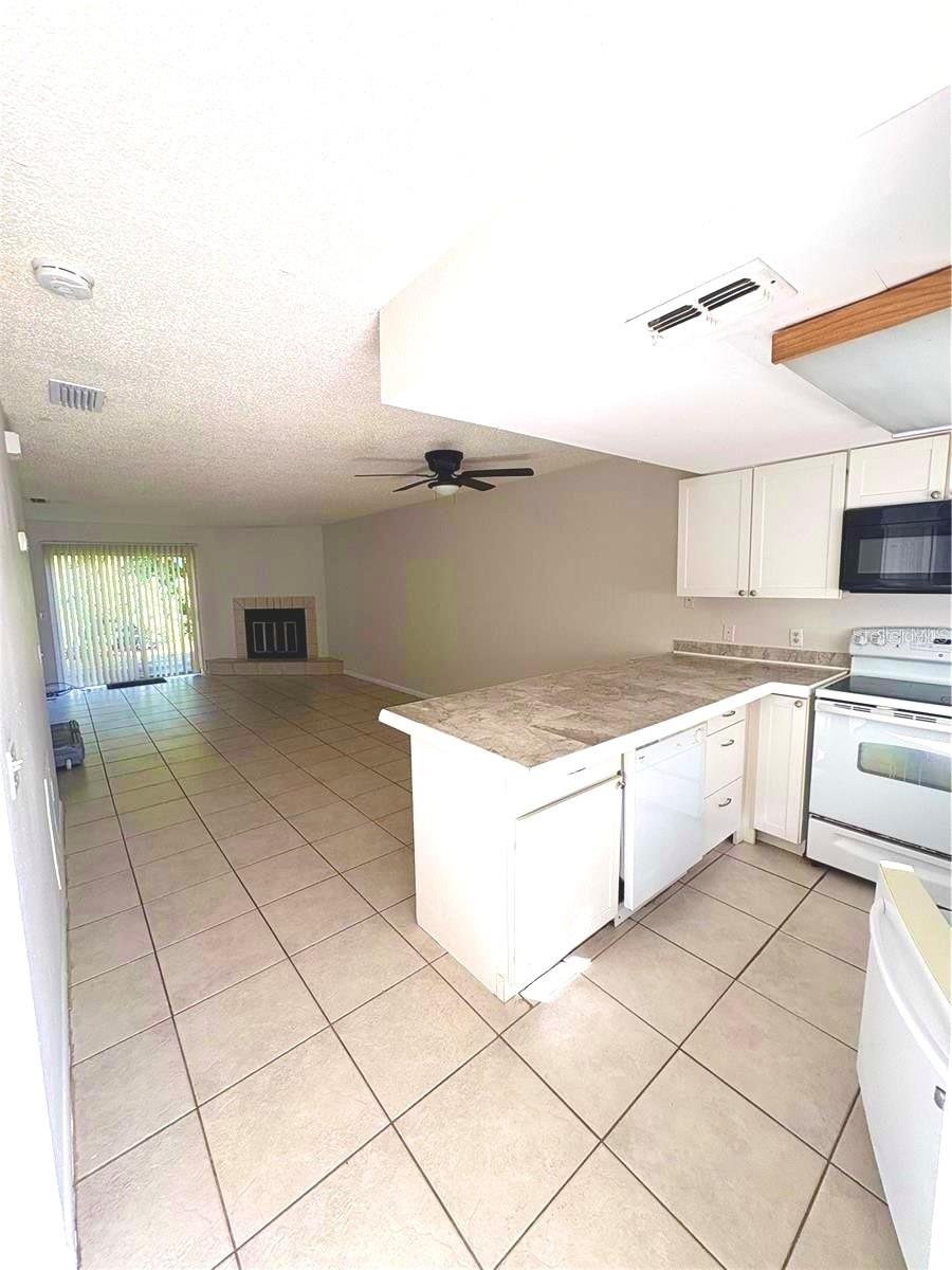 Image 3 of 8 For 38a Emerson Drive