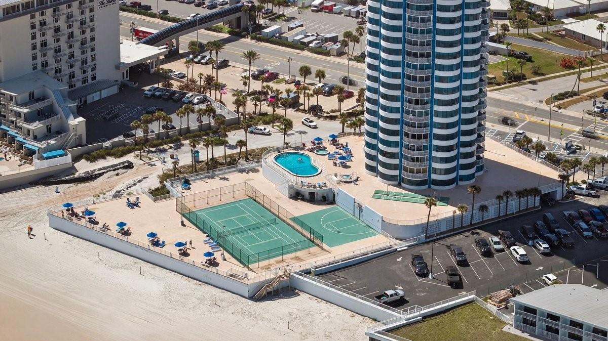 Image 32 of 61 For 2625 Atlantic Avenue 14ne