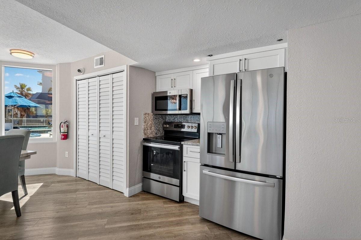 Image 44 of 61 For 2625 Atlantic Avenue 14ne